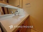 【WASHROOM】◆快適◆煌びやかな暮らしの中にも忘れたくない快適さ。大きな収納が助けてくれます。