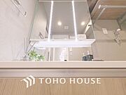 【WASHROOM】◆快適◆煌びやかな暮らしの中にも忘れたくない快適さ。大きな収納が助けてくれます。