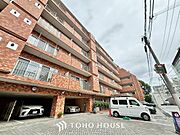 ◆ここに在る◆事も無げに美しく、伝えるには筆舌に尽くし難い。豪華絢爛や華美と言う事ではなく、住まう者にとって暮らし易く心地がいいと言う美しさがこの住まいには込められている。