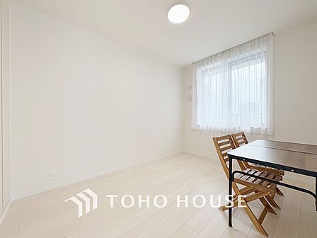 【PRIVATE ROOM】◆属毛離裏◆子は父を手本とし、母に愛育されて成長する。家族の深い繋がり。いつまでも大切にしたい。
