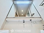 【WASHROOM】◆快適◆煌びやかな暮らしの中にも忘れたくない快適さ。大きな収納が助けてくれます。
