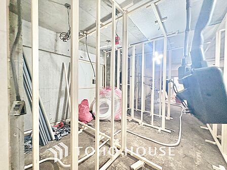 【改装中】【Kitchen】キッチンは家族の絆を育む大切な空間。シンプルで使い易いSystemKitchenで愉しく作る料理は愛情のある美味しいご馳走に。