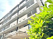 漂う上質な空気感、マンションに入れば「おかえりなさい」と笑顔で迎えてくれるエントランス。最良の心配りを感じるマンションでした。