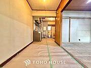 【改装中】◆瀟洒な空間◆落ち着きのある彩が見事に調和させた瀟洒な空間を演出。ここに集まる家族の会話と笑顔が絶え間なく続く幸せな空間。