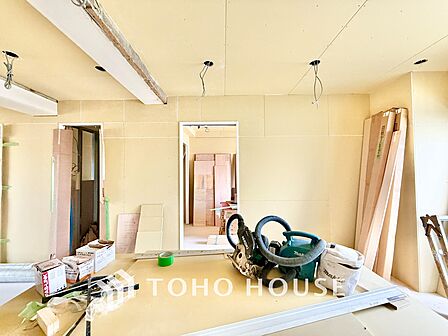 ◆ここに在る◆事も無げに美しく、伝えるには筆舌に尽くし難い。豪華絢爛や華美と言う事ではなく、住まう者にとって暮らし易く心地がいいと言う美しさがこの住まいには込められている。
