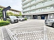◆間接照明◆オレンジ色の光が僕達を大人な気分にさせる。静かで優しく語りかけるその光は、今日の終わりを告げてくれ、でも明日にはいい事が必ず来るよ。そんな囁きが聞こえてくる