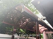 【Living room】◆リビング◆家族への思いを抱きながら、平和に過ごす悠久の時。あたかかく感じるのは、日当たりだけではない。広く和やかに暮らせる空間と、家族の存在を噛みしめて。
