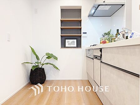 【KITCHEN】◆ワクワク◆開放的で機能性も高いシステムキッチン。お子様は毎日のご飯にワクワク!