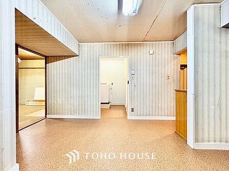 【living】居心地のいい暮らしには欠かせない眩い採光。