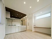 【Urban Comfort】都市の利便性と落ち着いた住環境。洗練された暮らしを叶える住まい。