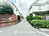 外観：【FRONT ROAD】◆閑静な街◆にそびえ立つ。風が緑を揺らし心癒される住まい。