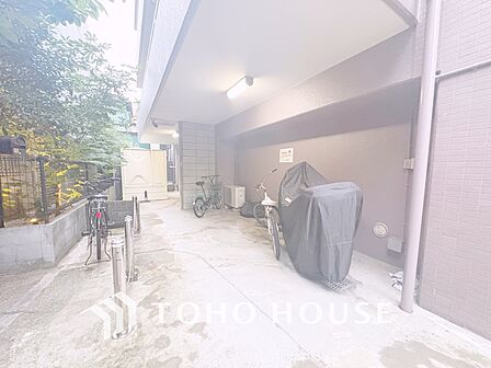 【BICYCLE PAEKING LOT】◆駐輪場◆快適な生活には欠かせない自転車。開放的な駐輪場がございます。