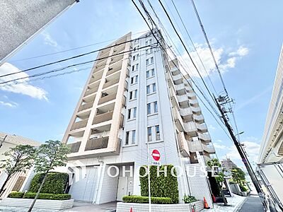 外観：◆共有空間◆些細な事でほっぺを膨らまして怒る君。それでも僕達はこれからも一緒だよ。喧嘩をしても離れたくないから一つはさんだ同じ場所にいる。分かるよ。そこに君が
