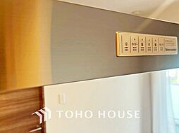 【KITCHEN】◆開放的◆後片付けが楽なシステムキッチン。収納スペースの充実！