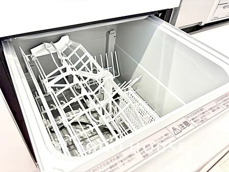 【キッチン】調理スペースも確保されており、快適にこなせそうです。