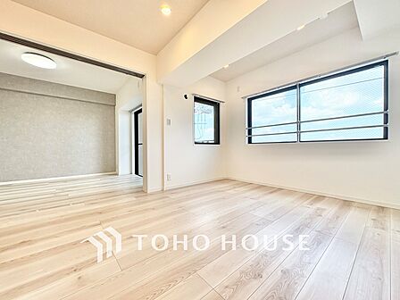 ◆ここに在る◆事も無げに美しく、伝えるには筆舌に尽くし難い。豪華絢爛や華美と言う事ではなく、住まう者にとって暮らし易く心地がいいと言う美しさがこの住まいには込められている。