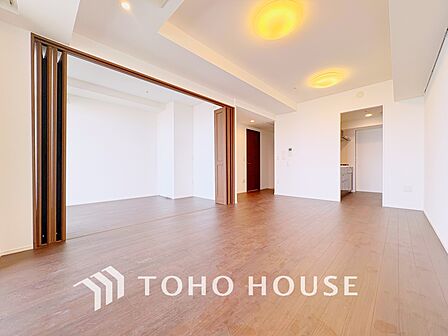 【LIVING】◆Sunshine◆光が燦々と入り、いるだけで気持ちいい。「開放的でゆとりあるお部屋です。」