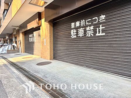 【PARKING】◆愛車を◆安全に駐車できる駐車場がございます。