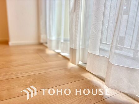 【LIVING】◆扉を◆開くとこの景色。家族の”おかえり”の声が聞こえてきそう。