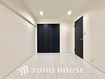 【PRIVATE ROOM】◆属毛離裏◆子は父を手本とし、母に愛育されて成長する。家族の深い繋がり。いつまでも大切にしたい。