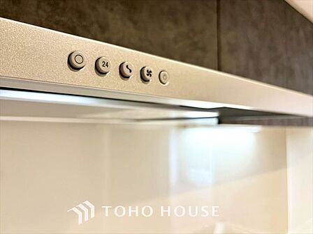 【KITCHEN】◆開放的◆後片付けが楽なシステムキッチン。収納スペースの充実!