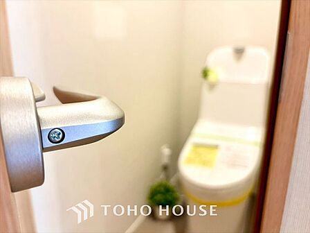 【TOILET】◆快適◆な生活に不可欠。節水型の高性能トイレを新設。