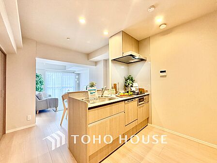 ◆ここに在る◆事も無げに美しく、伝えるには筆舌に尽くし難い。豪華絢爛や華美と言う事ではなく、住まう者にとって暮らし易く心地がいいと言う美しさがこの住まいには込められている。