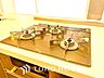 キッチン：【KITCHEN】◆家族のおはよう◆の声を笑顔で迎えてあげられるシステムキッチン。朝ごはんが楽しみでちょっと早起きしたくなるんです。