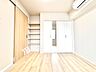 子供部屋：【居室】主寝室としても、お子様のお部屋としても使いやすい一室です。