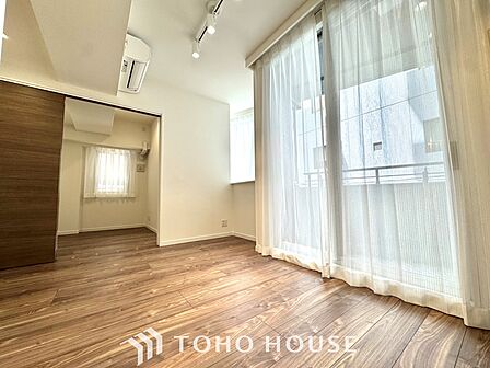 「想像していた以上に広い」が写真を撮っているときの感想です。家事動線に配慮したプランによりご家族がくつろげる明るく広い空間が確保できました。