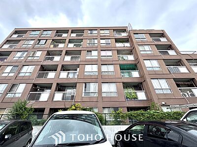 外観：漂う上質な空気感、マンションに入れば「おかえりなさい」と笑顔で迎えてくれるエントランス。最良の心配りを感じるマンションでした。