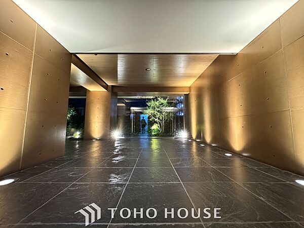 エントランスを拡大表示