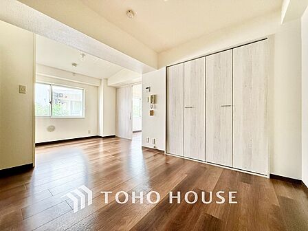◆ここに在る◆事も無げに美しく、伝えるには筆舌に尽くし難い。豪華絢爛や華美と言う事ではなく、住まう者にとって暮らし易く心地がいいと言う美しさがこの住まいには込められている。