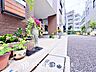 外観：現地に実際に行ってみることでしか感じられないことがたくさんあります。周辺環境や街の雰囲気など、たくさんのことを感じていただけます。