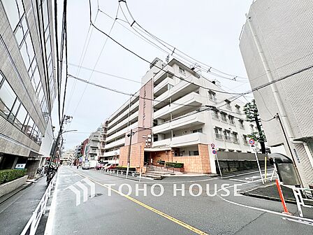 ◆共有空間◆些細な事でほっぺを膨らまして怒る君。それでも僕達はこれからも一緒だよ。喧嘩をしても離れたくないから一つはさんだ同じ場所にいる。分かるよ。そこに君が