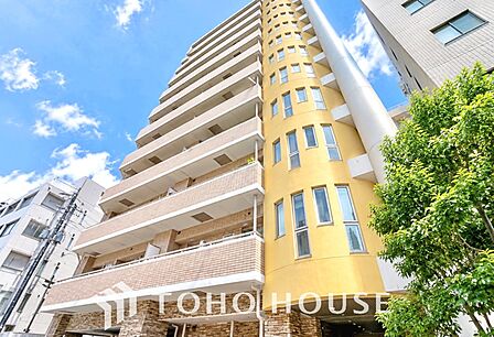 管理会社による全部委託管理で共用部も良好に維持されています。清潔感のある共用空間が、快適なマンションライフを支えます。