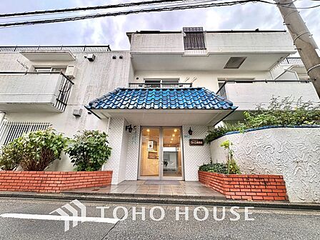 【APPEARANCE】◆眩い◆光が燦々と入り、家族の笑顔を照らす。「いつまでも続いて」と願う夢のような毎日がここにある。