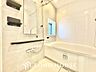 浴室：【BATHROOM】◆プライベートな空間◆simpleだからrelaxできるんです。こころもからだもキレイさっぱり。
