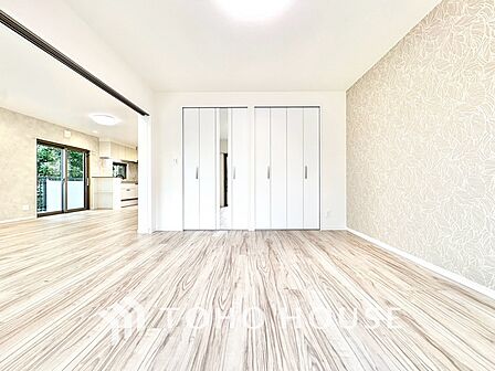 【居室】シンプルで使いやすく、どんな家具にも馴染む居室です。