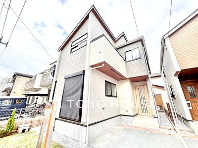 外観:【外観】落ち着いた佇まいが印象的な、上品さを感じる外観です。 外観:【外観】落ち着いた佇まいが印象的な、上品さを感じる外観です。