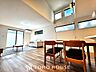 室内：【癒しの空間】室内構成に拘り採光とセンスを散りばめた空間。それは『柔らかさ』に似た素敵な居場所。そこに暮らす人のことを考えつくり出したものは『癒し』という心地よい居場所なんだと思う。