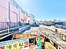 洋室：【Urban Comfort、 Modern grace】都市の利便性と落ち着いた住環境。洗練された暮らしを叶える住まい