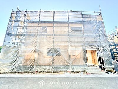 外観:【そよぐ風、緑の香り】澄み切った空気。移ろう季節の中、ゆっくりと流れる時間を、大切な人と愛でる至福。幸せを噛みしめる穏やかな生活。 外観:【そよぐ風、緑の香り】澄み切った空気。移ろう季節の中、ゆっくりと流れる時間を、大切な人と愛でる至福。幸せを噛みしめる穏やかな生活。