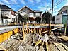 その他：ほんの少しのこだわり。ちょっとした色使いがその家がもつ雰囲気、趣（おもむき）を携え、暮らす家族や訪ねてくる友人・知人に新鮮な香りを運んできます。
