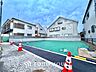 外観：【ほのかな光を】夕暮れ時に迎える優しい光。暖かく心休まるほっとする瞬間。家族のもとへ。幸せのもとへ。