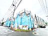 周辺：【前面道路】前面道路は見通しが良く、落ち着いた雰囲気の住環境が広がります。