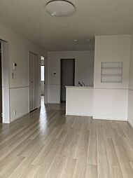 ブライト　スクエアIII 105 1階1LDKのリビング/ダイニング