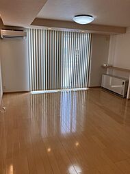 大溝T貸家 1 1階4LDKのリビング/ダイニング