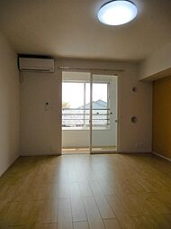 スイセンI 204 2階1LDKのリビング/ダイニング