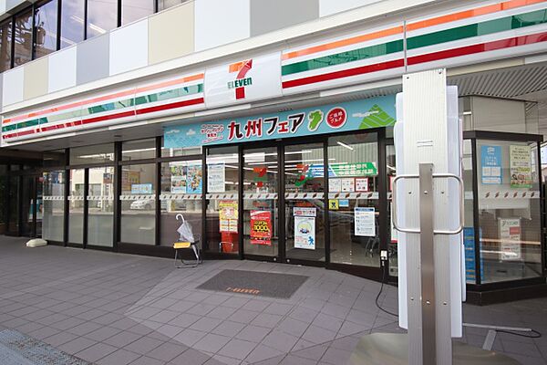 画像22:セブン−イレブン　名古屋国際センター駅東店
